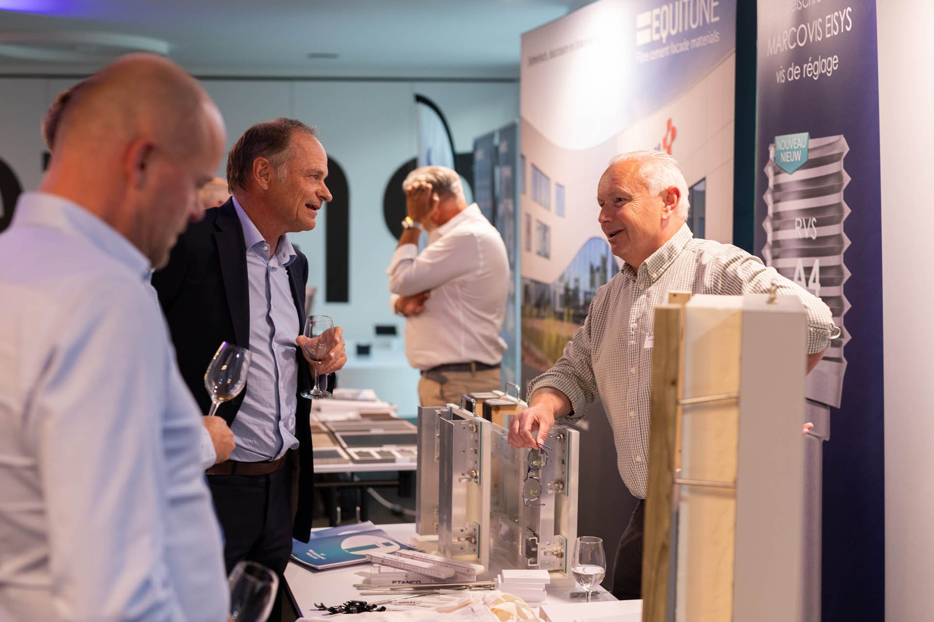 Gevelarchitectuur ontleed: innovatie, esthetiek en techniek in de bouwschil