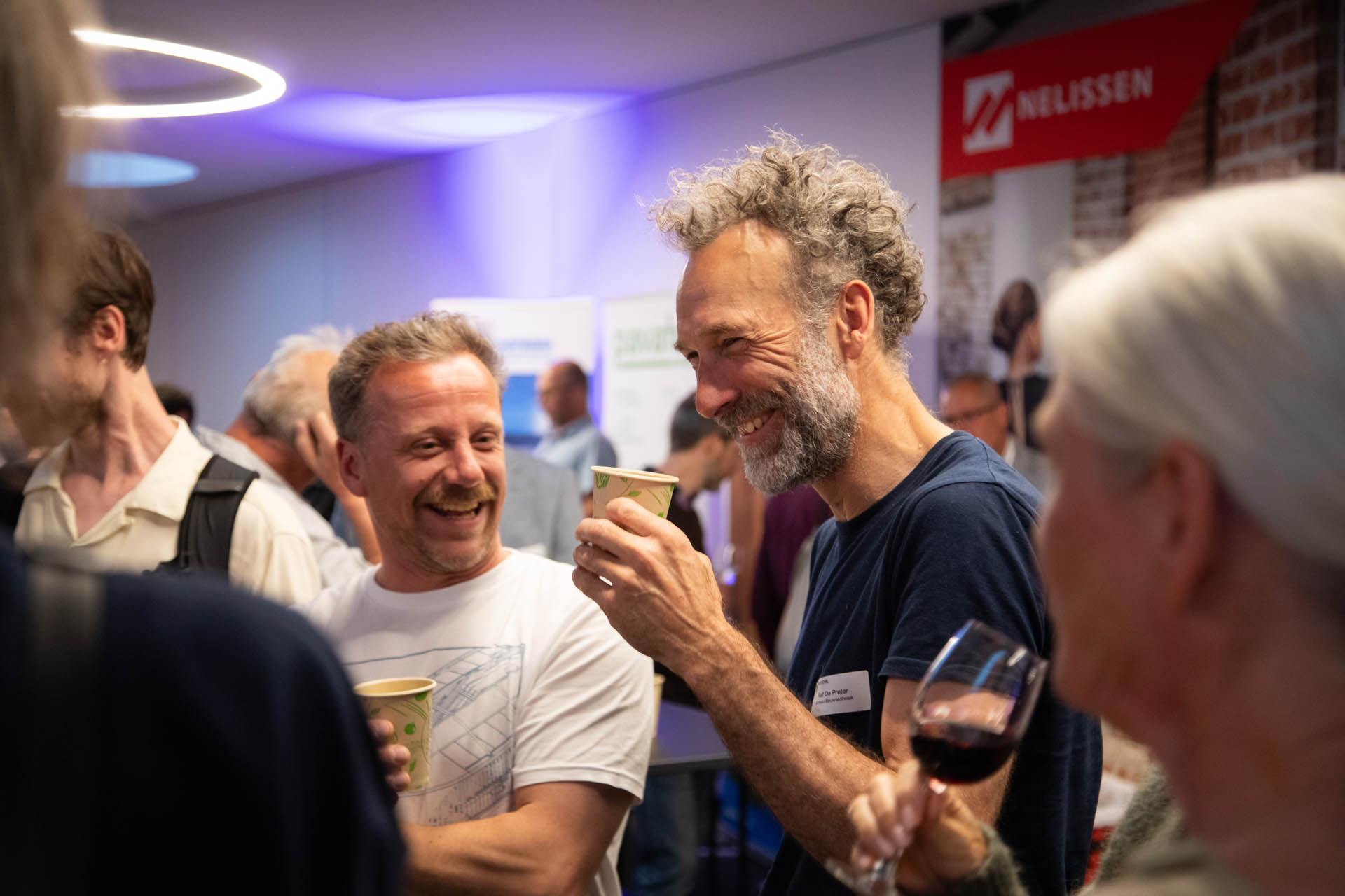 Gevelarchitectuur ontleed: innovatie, esthetiek en techniek in de bouwschil